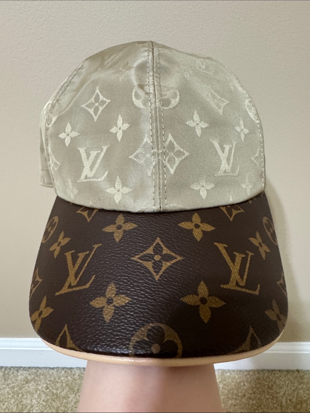 Louis Vuitton Two-Tone Monogram Cap — Brown & Cream